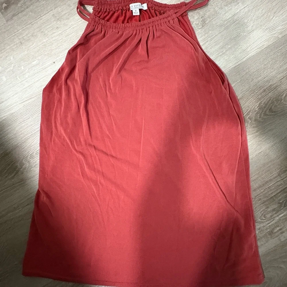 Green Envelope Coral Tank Top - Picture 2 of 4